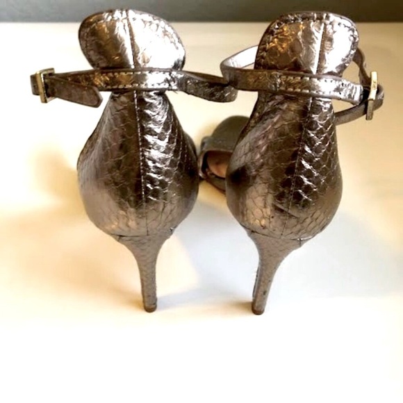 New JOIE Jaclyn Metallic Snakeskin Leather Stiletto Heel Sandal 9.5 MSRP $295 - Picture 5 of 7